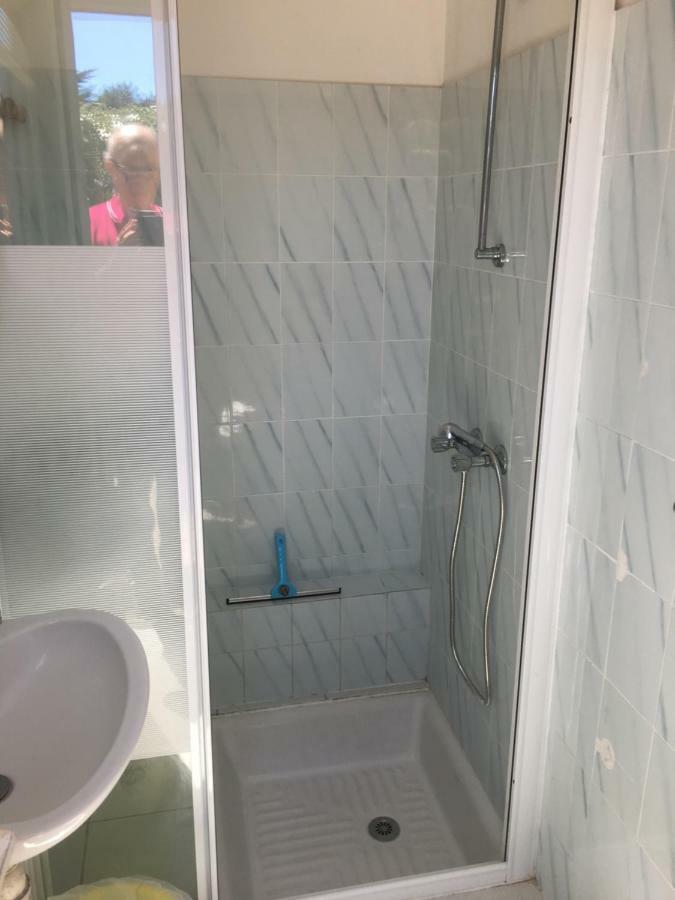 Baie Mt St Michel , Jullouville , Villa Caprice Rdc , 50 M Mer ,7 Pers , Pres Plage Dday Exterior photo